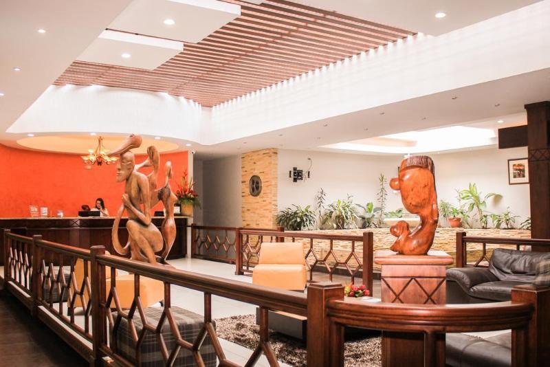 Hotel Suerre Guápiles 외부 사진