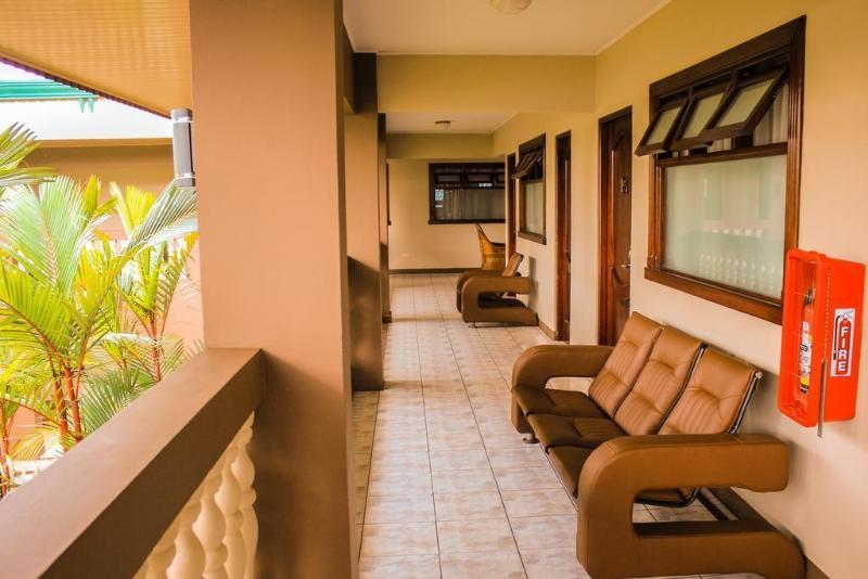 Hotel Suerre Guápiles 외부 사진
