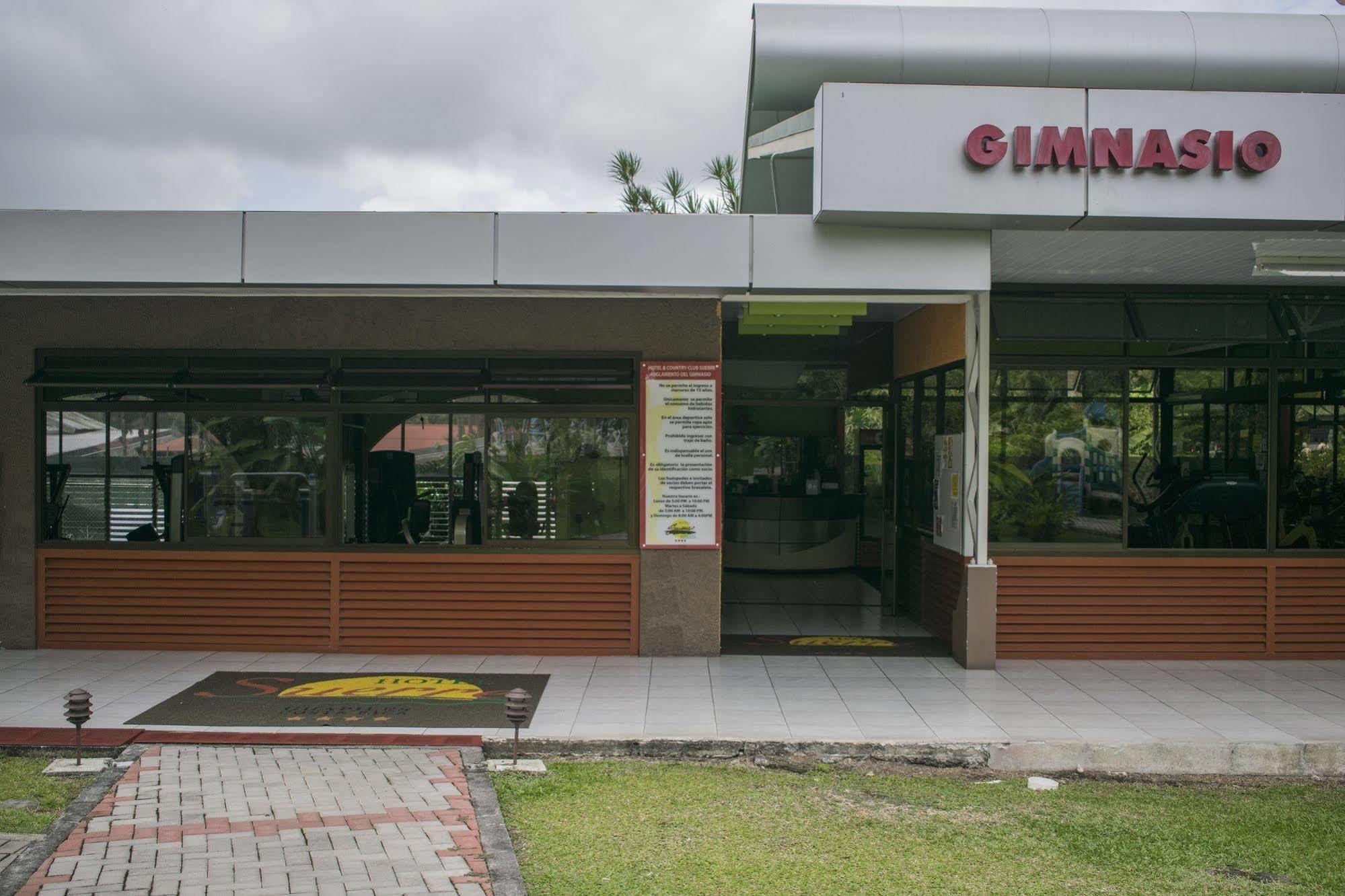 Hotel Suerre Guápiles 외부 사진